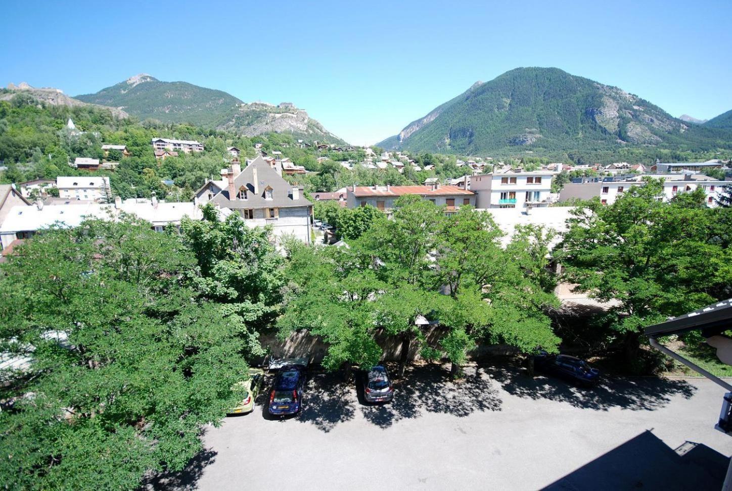 Hotel De Paris Briançon Kültér fotó