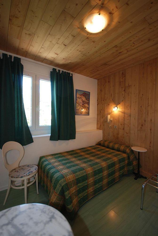 Hotel De Paris Briançon Kültér fotó