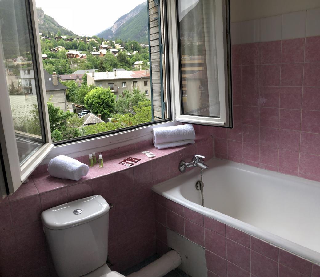 Hotel De Paris Briançon Kültér fotó